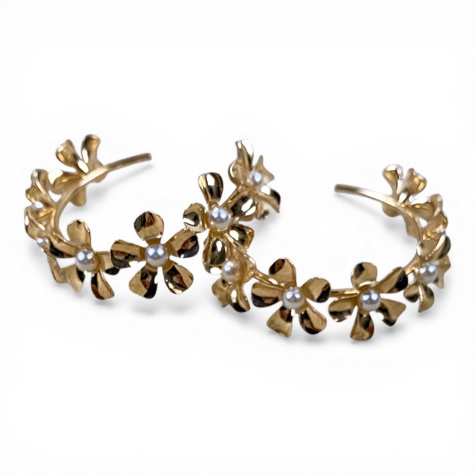 BLAZIN ROXX LADIES EARRINGS FLOWER HOOPS GOLD